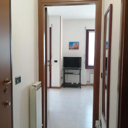 Apartament Olimpo Como
