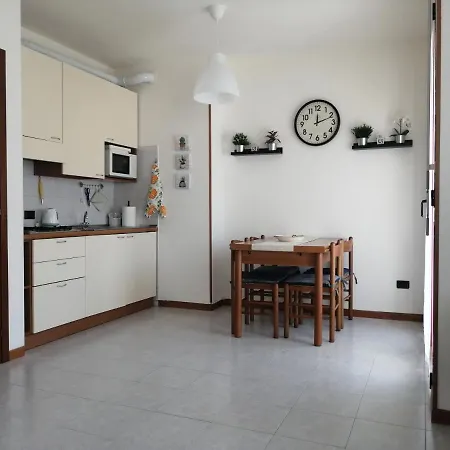 Olimpo Apartament Como